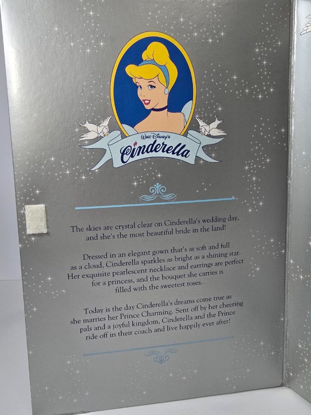 Vintage 1995 Barbie Walt Disney Wedding Cinderella 45th Anniversary 14232 In-Box - Picture 4 of 8